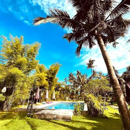 Apit Lawang Villas & Resto Batununggul Экстерьер фото