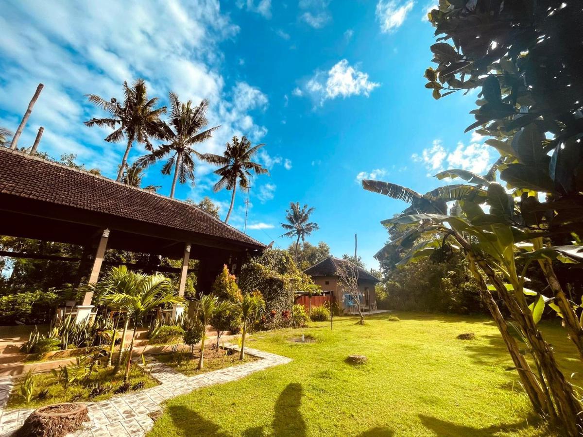 Apit Lawang Villas & Resto Batununggul Экстерьер фото