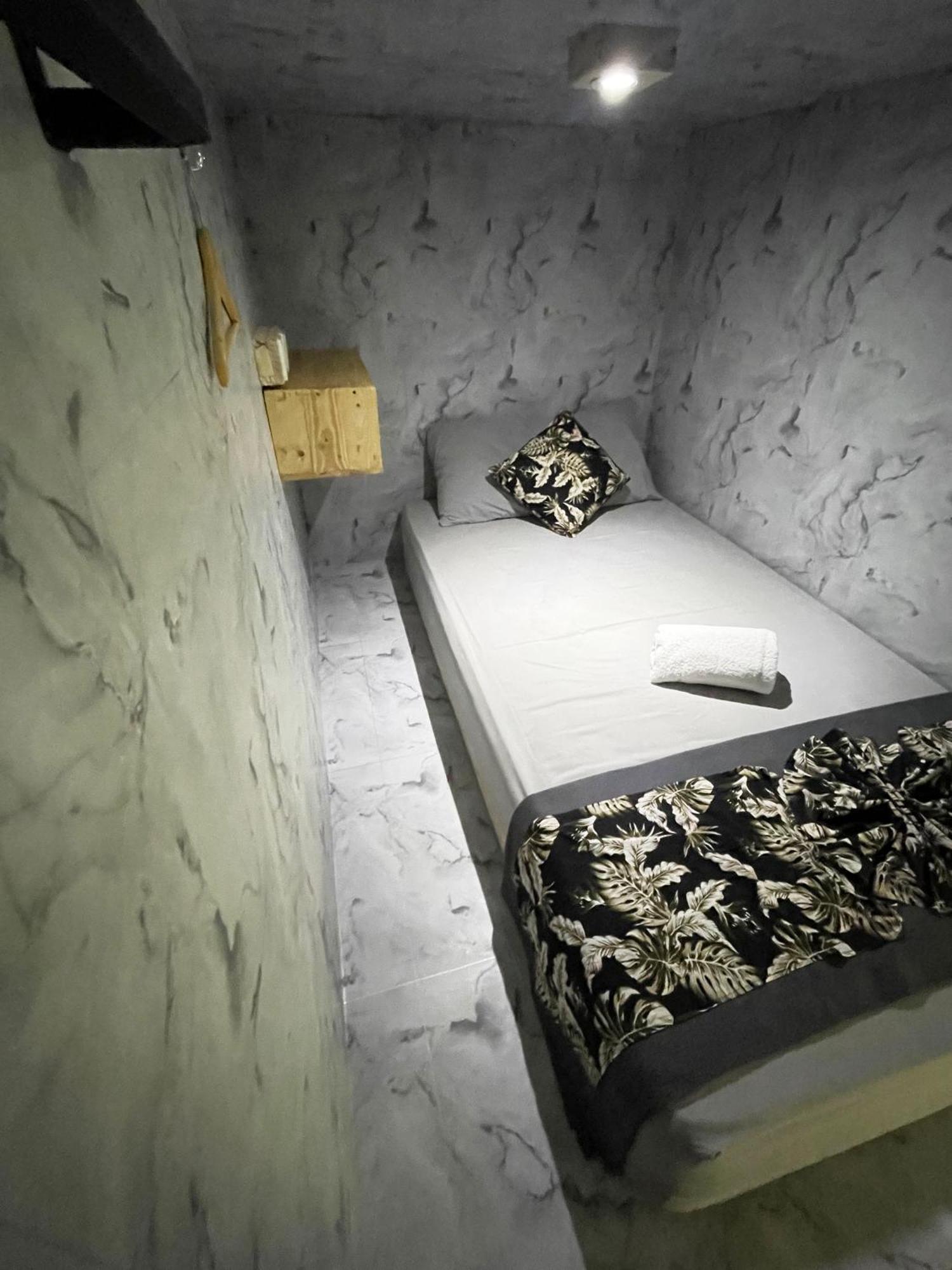 Apit Lawang Villas & Resto Batununggul Экстерьер фото
