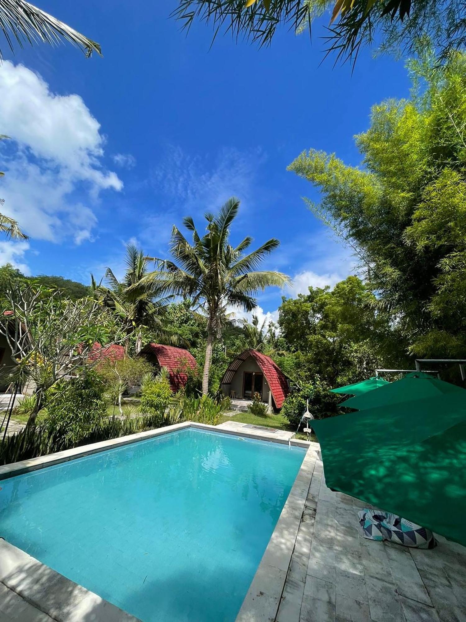 Apit Lawang Villas & Resto Batununggul Экстерьер фото