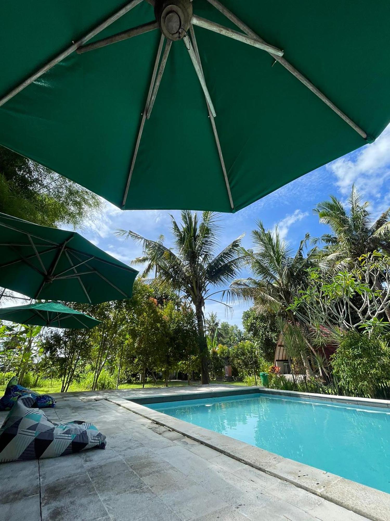 Apit Lawang Villas & Resto Batununggul Экстерьер фото