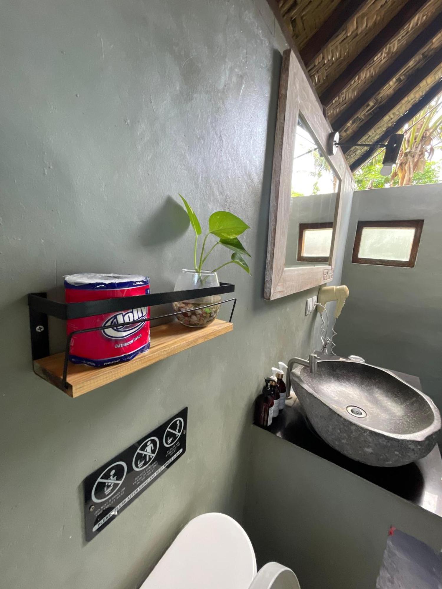 Apit Lawang Villas & Resto Batununggul Экстерьер фото
