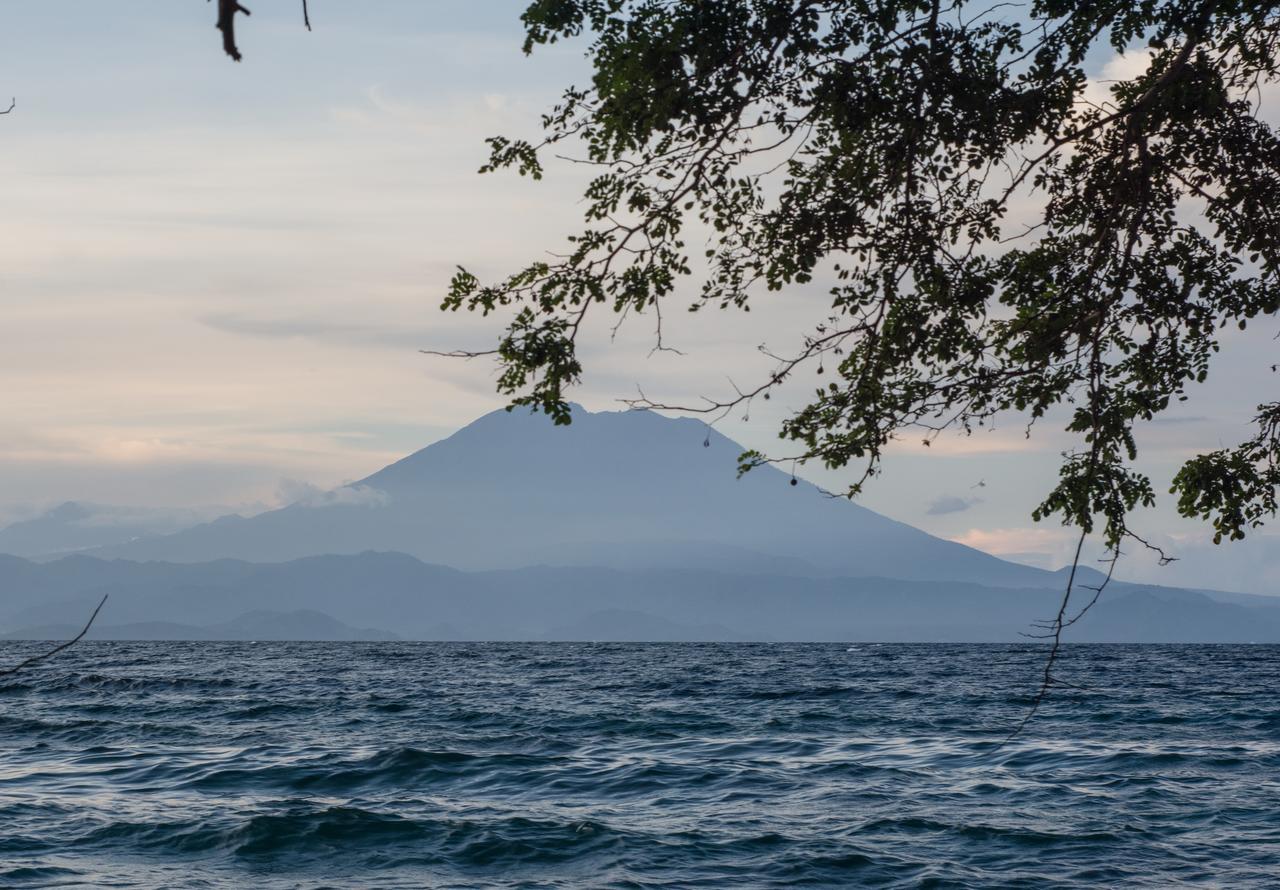 Apit Lawang Villas & Resto Batununggul Экстерьер фото